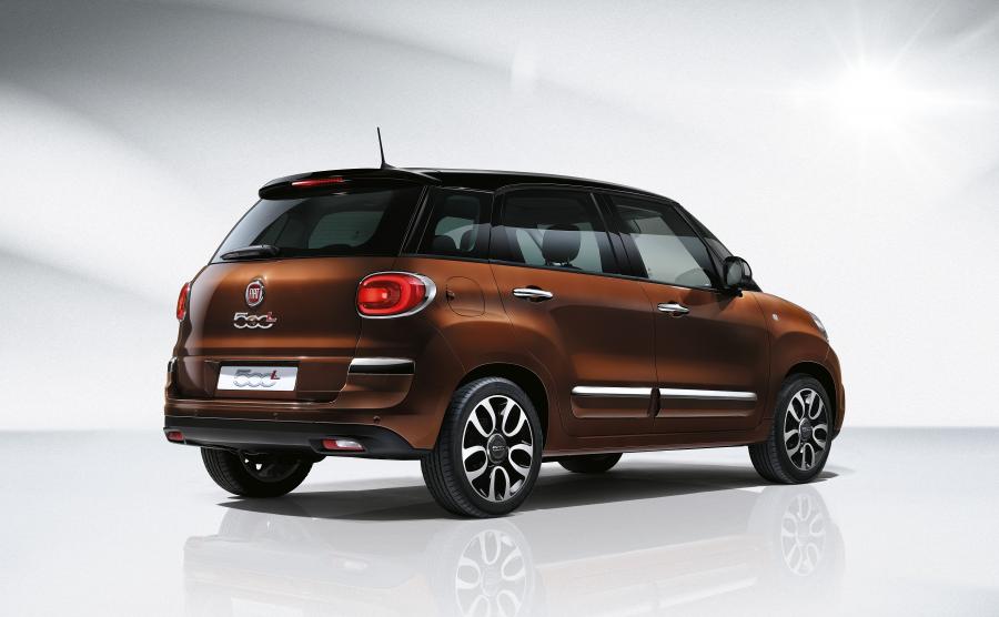  Fiat 500L 2017 года  (фото 1 из 45)